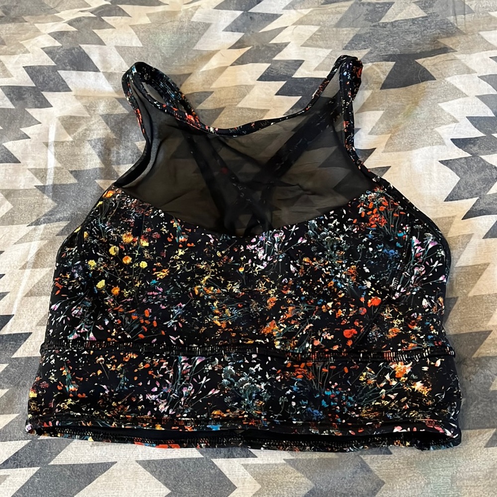 Lululemon high neck sports bra